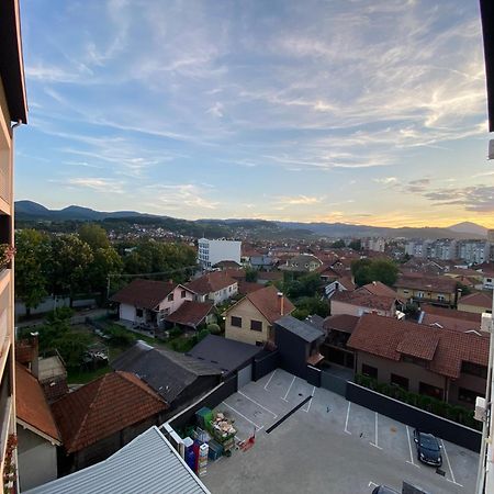 Cool Apartments With Free Parking Čačak Kültér fotó